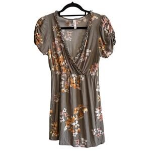 Xhilaration mini dress Small boho ruffles, short- sleeves